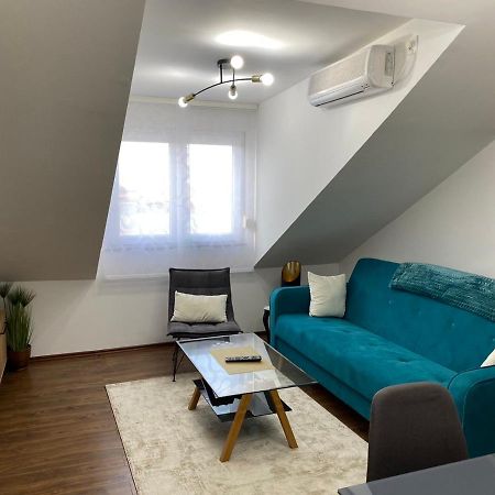 Apartman Pavic Vinkovci Buitenkant foto